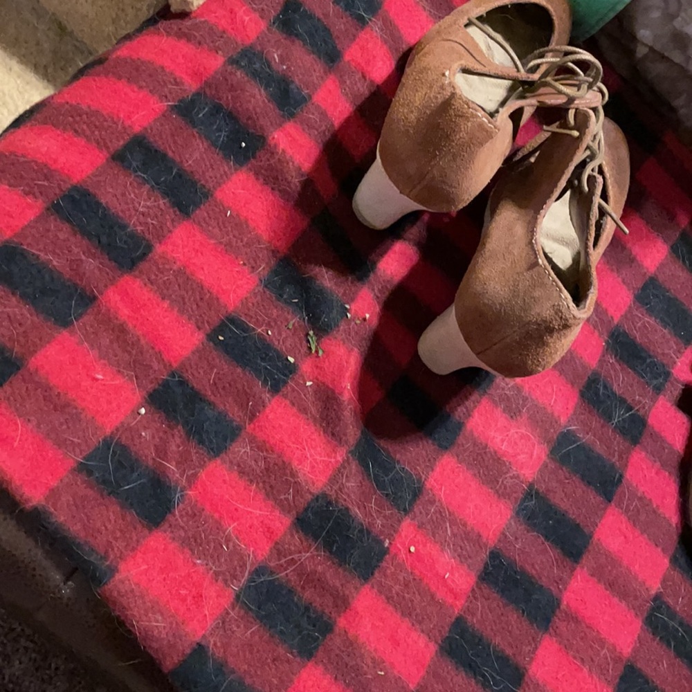 Shoes - Picture 2 of 3